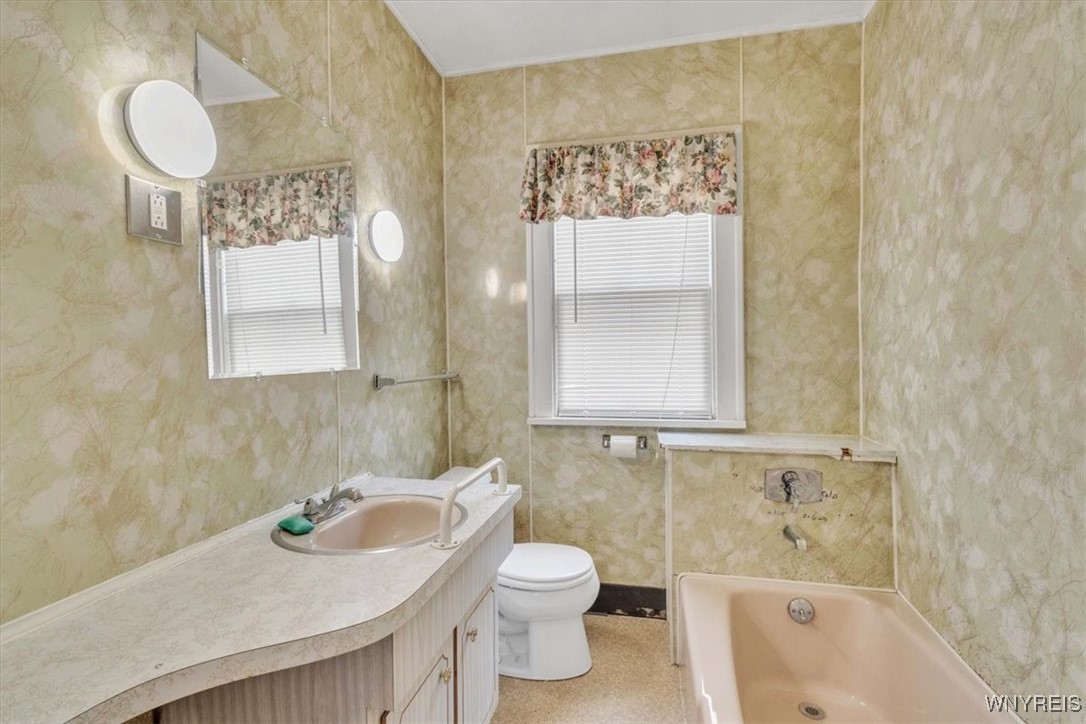 2240 Whitney Avenue, Niagara Falls, New York image 14