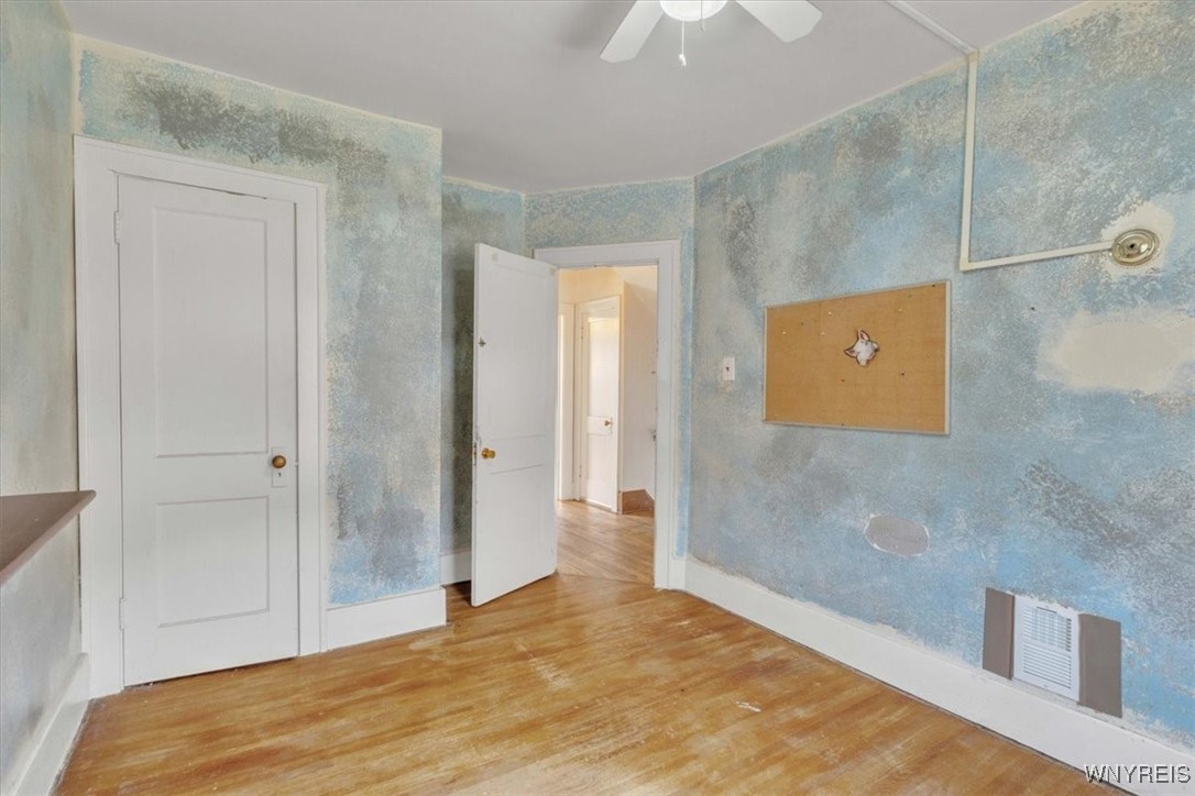 2240 Whitney Avenue, Niagara Falls, New York image 16