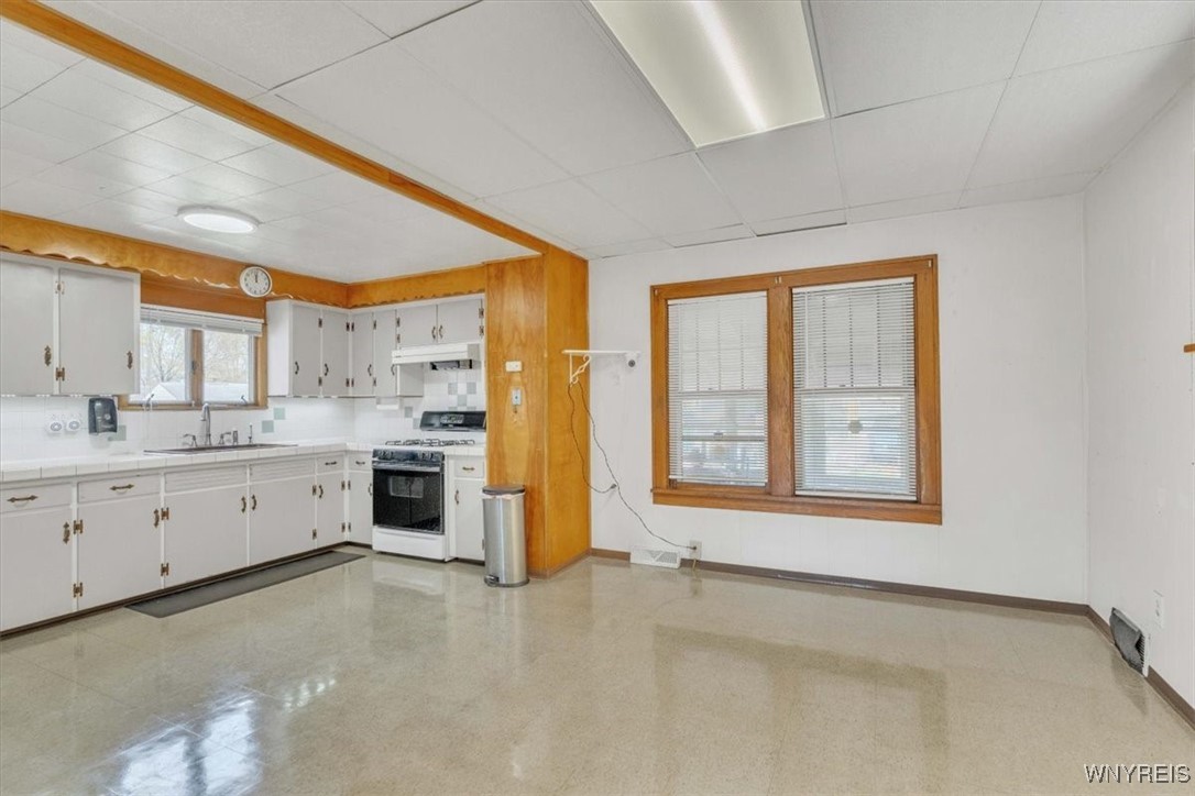 2240 Whitney Avenue, Niagara Falls, New York image 7