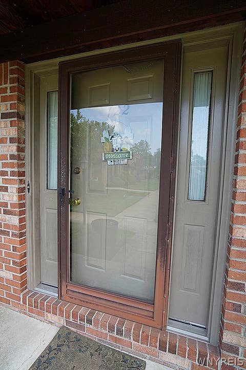 Tiny photo for 122 Wedgewood Drive, Amherst, NY 14221 (MLS # B1700657)