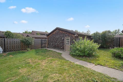 Tiny photo for 122 Wedgewood Drive, Amherst, NY 14221 (MLS # B1700657)