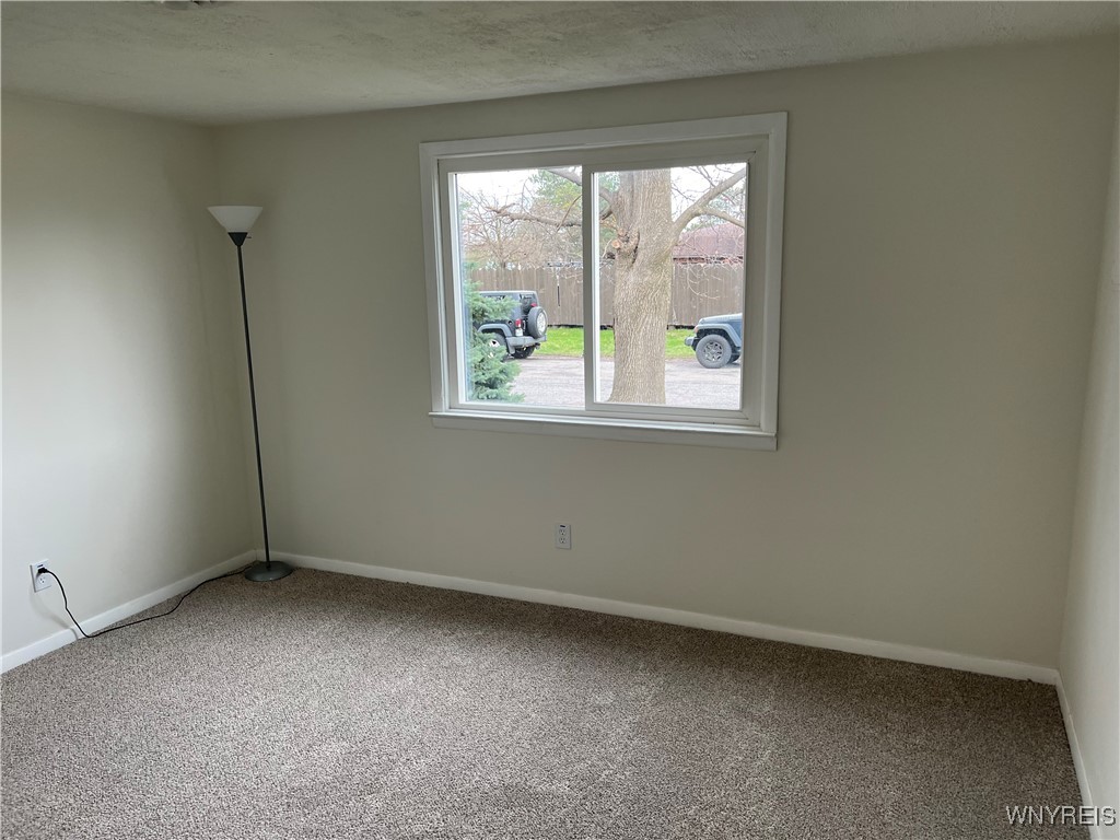 157 Girard Avenue, Cheektowaga, New York image 24