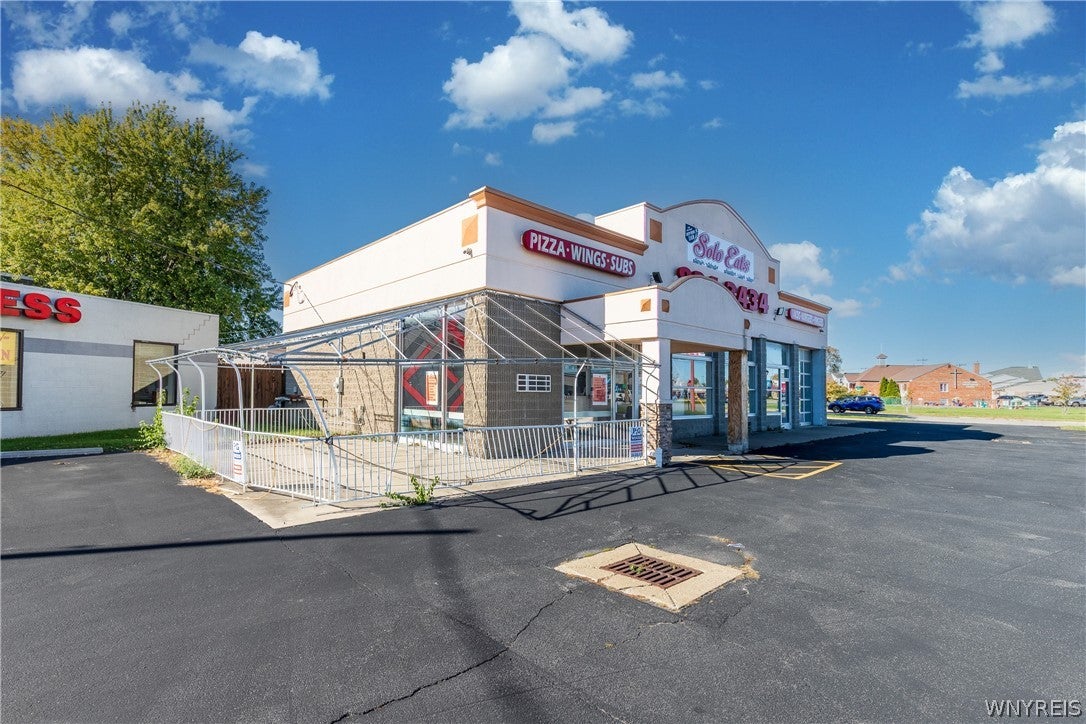 934 & 926 Niagara Falls Boulevard