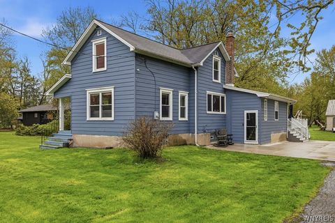 Homes For Sale - 1476 Huth Road<br/> Grand Island, NY 14072