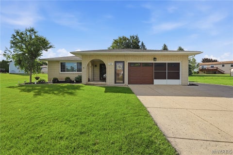 Photo of 312 Barbados Drive, Cheektowaga, NY 14227 (MLS # B1690650)