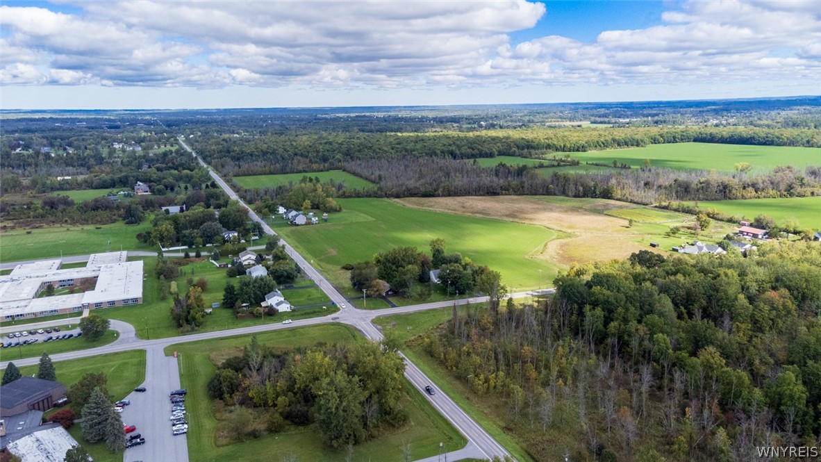 Strickler Road, Clarence, New York image 8