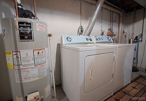 Tiny photo for 21 The Common Cmn, Lockport City, NY 14094 (MLS # B1724114)