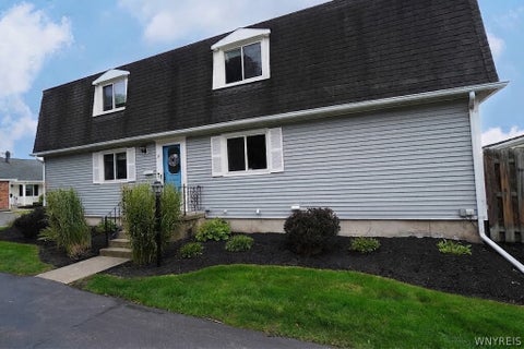 Tiny photo for 21 The Common Cmn, Lockport City, NY 14094 (MLS # B1724114)