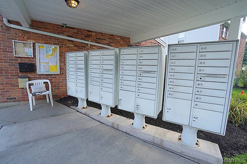 Tiny photo for 21 The Common Cmn, Lockport City, NY 14094 (MLS # B1724114)