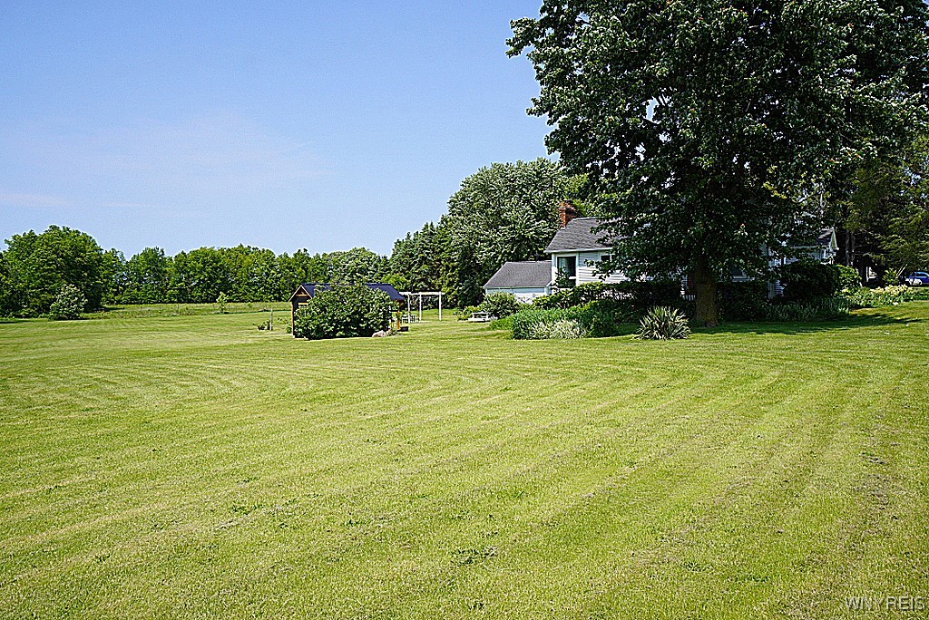 2477 Ridge Road, Lewiston, New York image 28