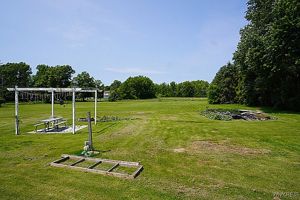 2477 Ridge Road, Lewiston, New York image 39