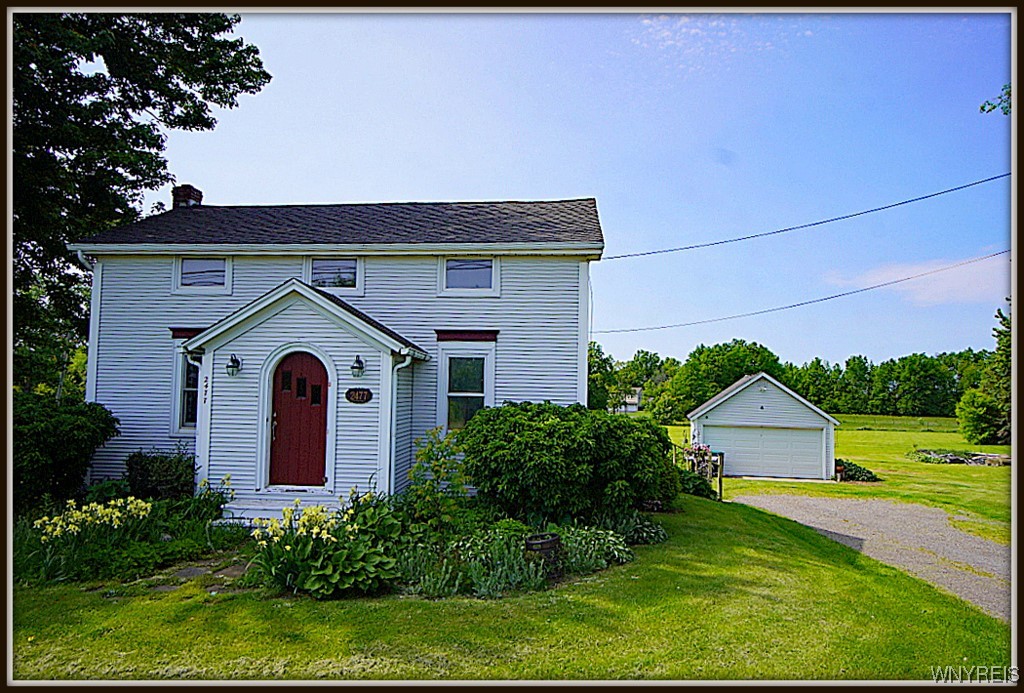 2477 Ridge Road, Lewiston, New York image 1