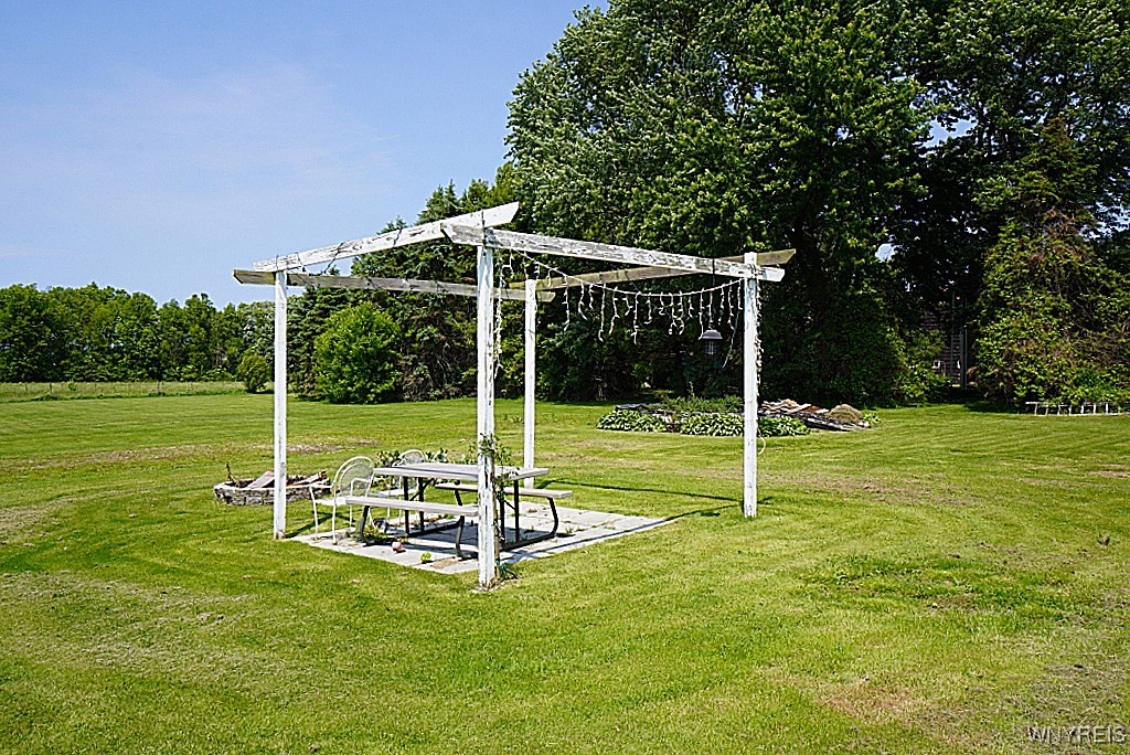 2477 Ridge Road, Lewiston, New York image 34