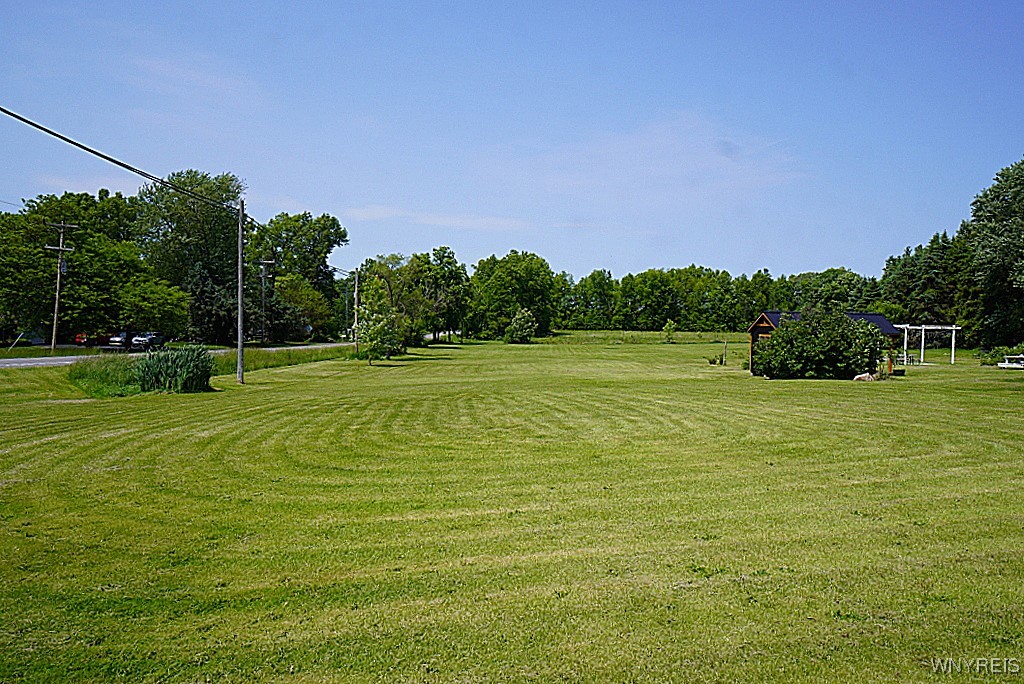 2477 Ridge Road, Lewiston, New York image 36