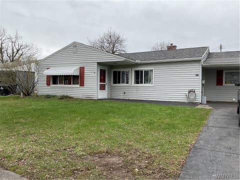 Homes For Sale - 28 Nicholas Drive<br/> Tonawanda, NY 14150