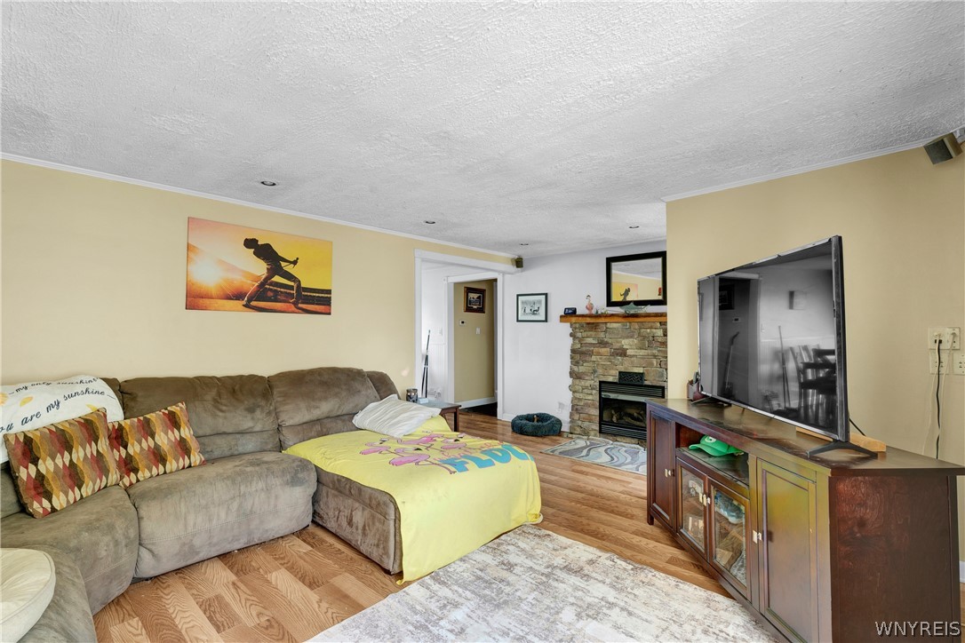 15 Hillcrest Drive