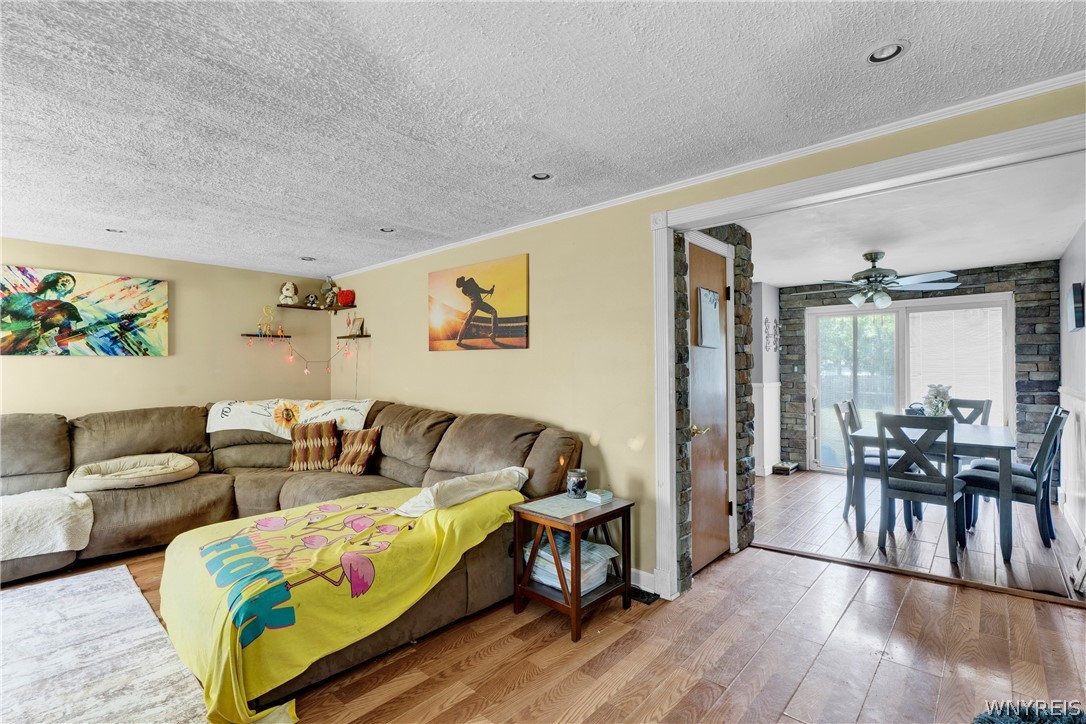 15 Hillcrest Drive