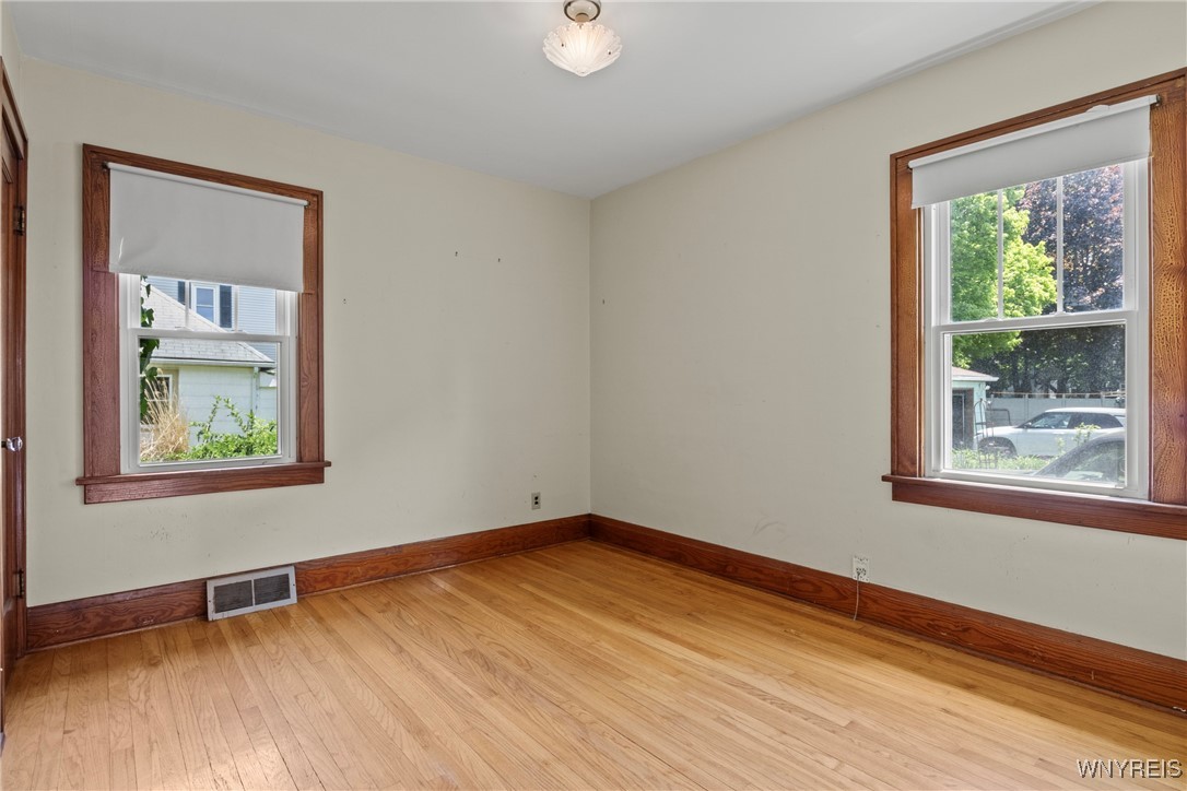 44 Lake Avenue, Lancaster, New York image 20