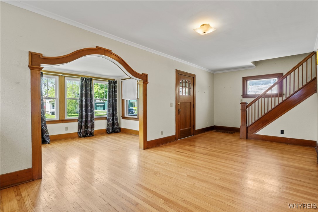 44 Lake Avenue, Lancaster, New York image 8