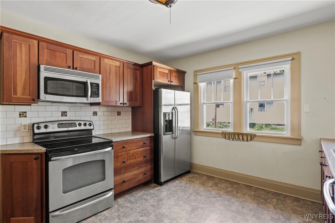 44 Lake Avenue, Lancaster, New York image 16