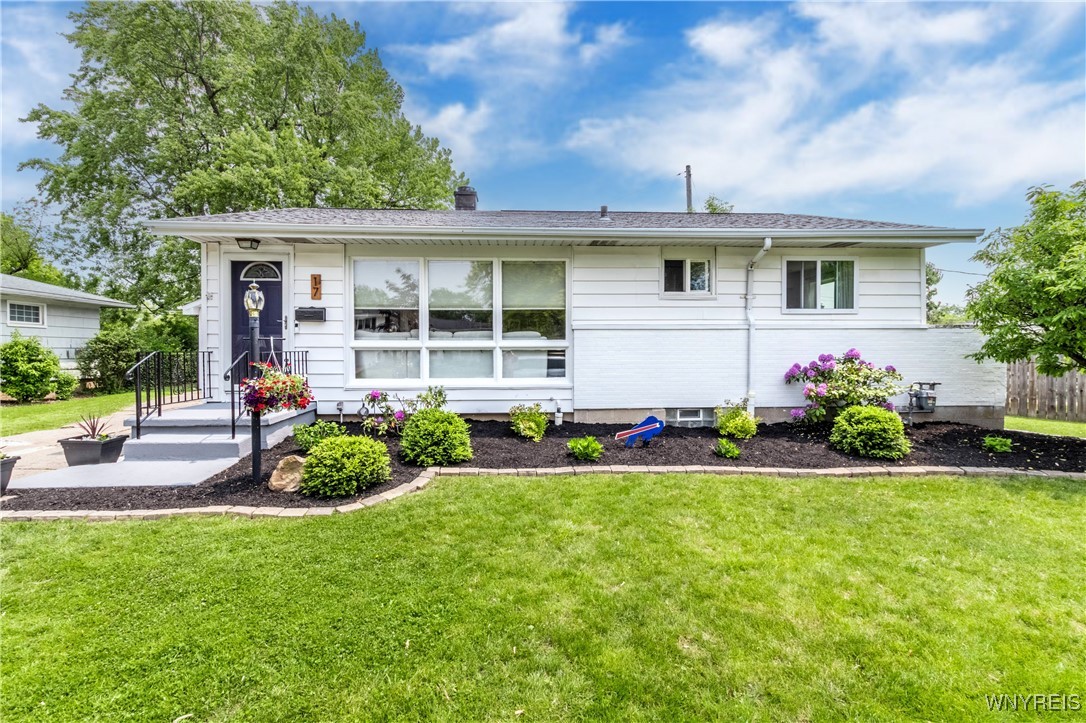 17 Westwood Drive, Tonawanda, New York image 1