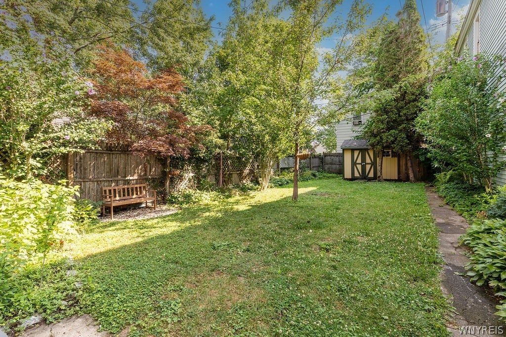 Photo of 43 15th Street, Buffalo, NY 14213 (MLS # B1700021)