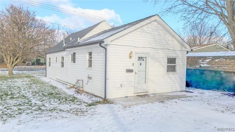 3487 Rhode Island Avenue Niagara Falls NY 14305