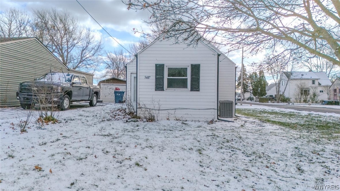 3487 Rhode Island Avenue