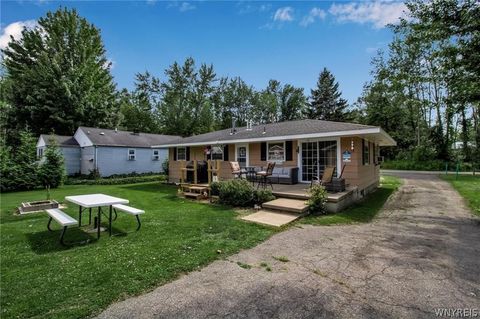 Photo of 12848 Oneida Street, Hanover, NY 14081 (MLS # B1678976)