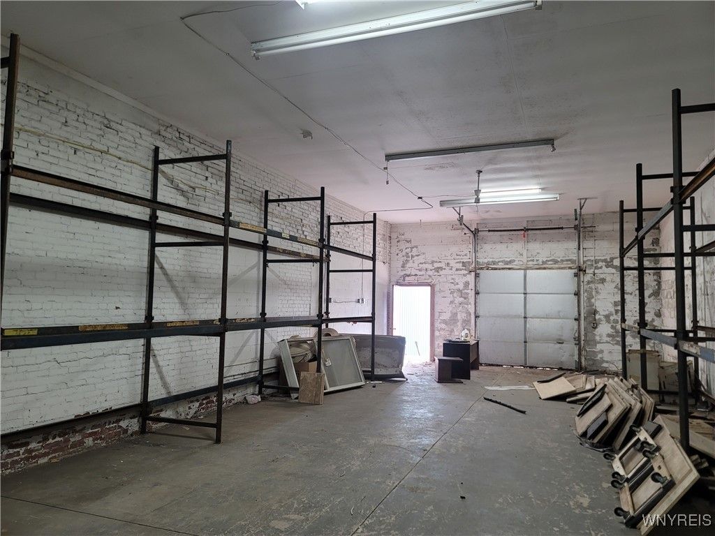 Photo of 31 Stone Street, Buffalo, NY 14212 (MLS # B1652895)