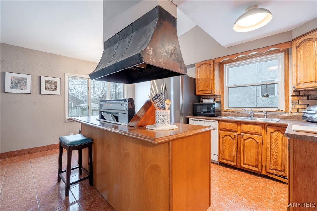 29 Linden Avenue, Tonawanda, New York image 2