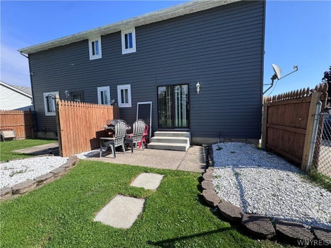 Tiny photo for 2 Red Oak Drive, Cheektowaga, NY 14227 (MLS # B1724451)