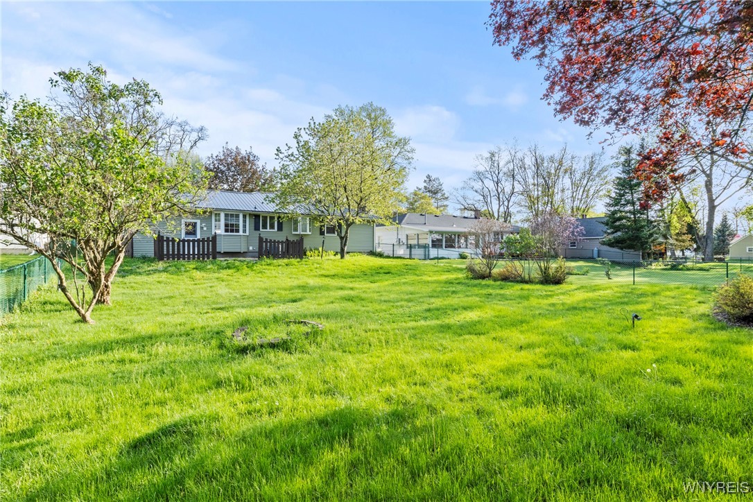 13346 Park Street, Alden, New York image 34