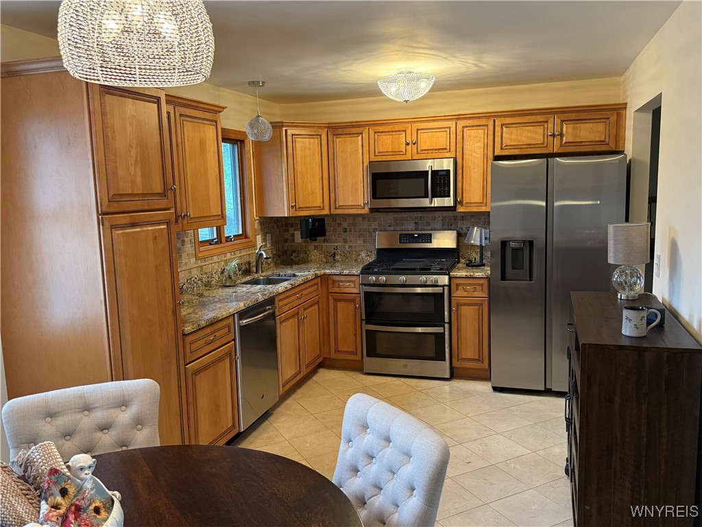 211 S Shore Drive, Hamburg, New York image 6