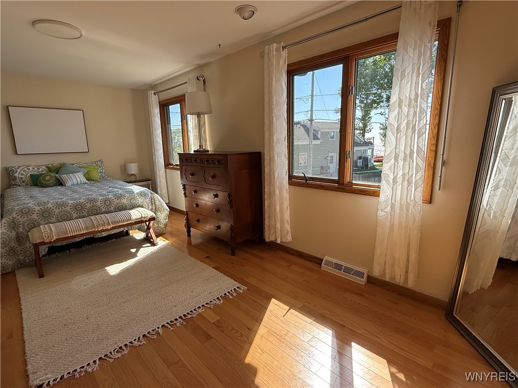 211 S Shore Drive, Hamburg, New York image 9