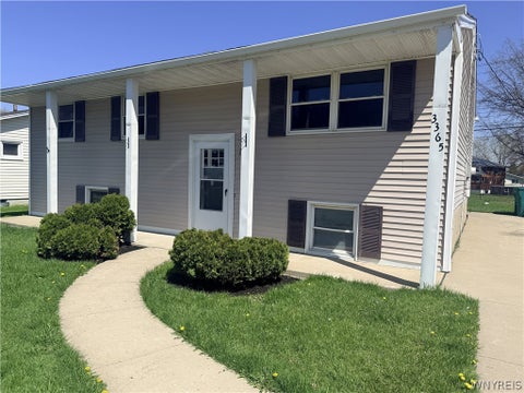 Homes For Rent - 3365 Mckinley Parkway<br/> Hamburg, NY 14219