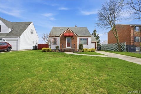 Homes For Sale - 84 Cortland Avenue<br/> Tonawanda, NY 14223