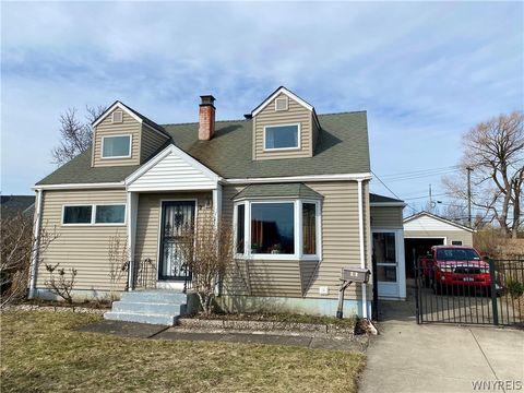 Homes For Sale - 6 Nokomis Parkway<br/> Cheektowaga, NY 14225