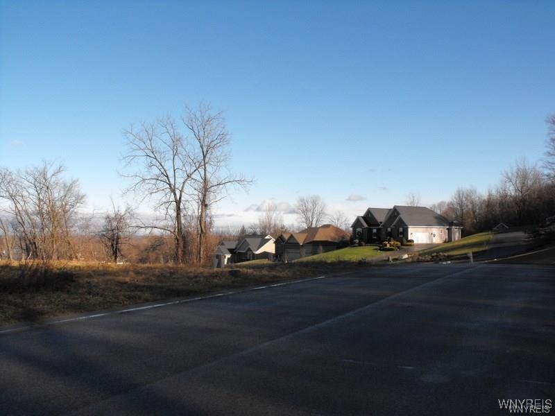 1014 Little Vista Drive, Lewiston, New York image 4