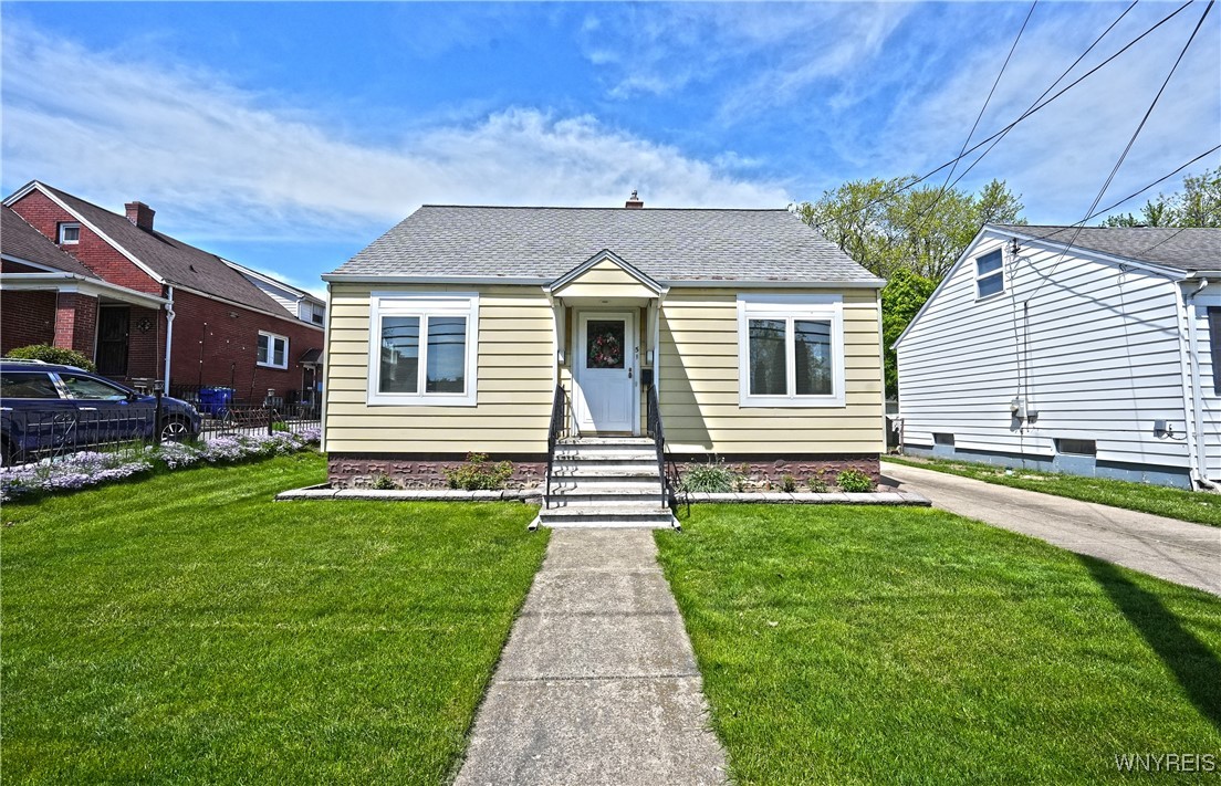 51 Orchard Avenue, Hamburg, New York image 1