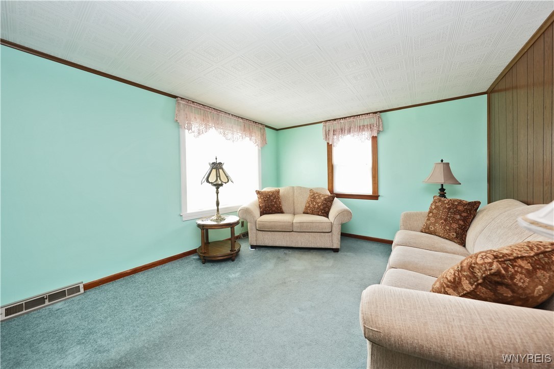 51 Orchard Avenue, Hamburg, New York image 3