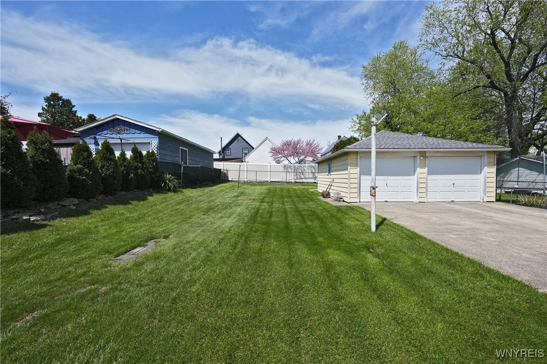 51 Orchard Avenue, Hamburg, New York image 2