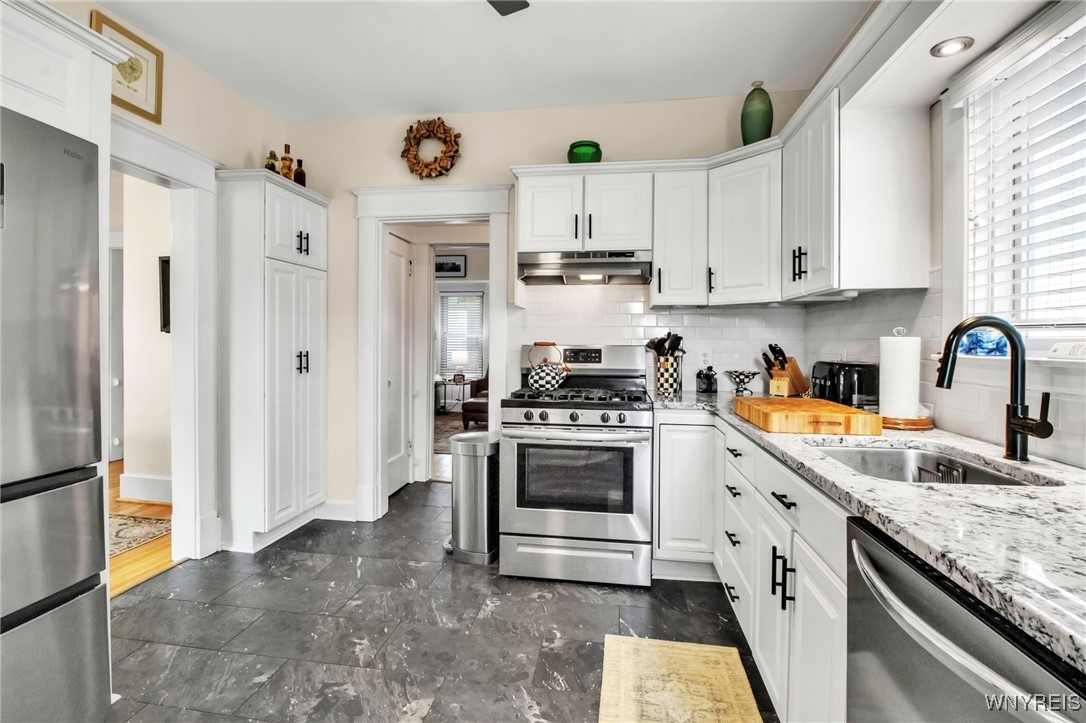 214 N Park Avenue, Buffalo, New York image 16