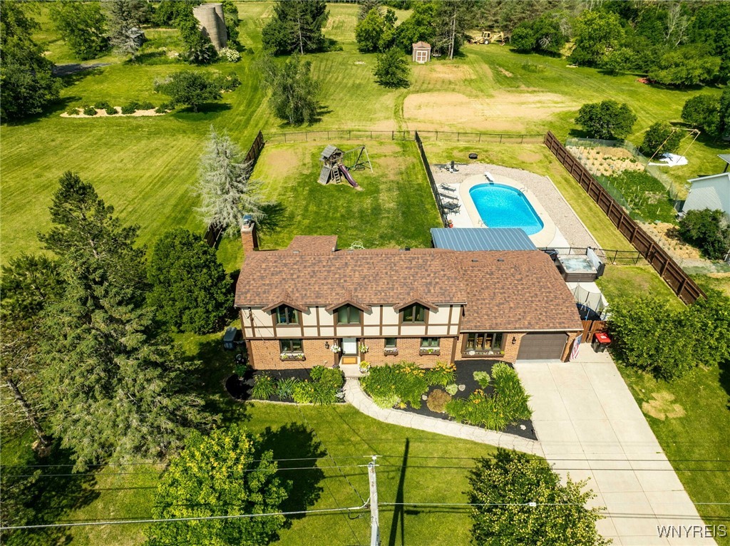 814 Ransom Road