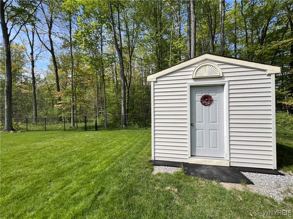 13272 Maple Ridge, Alden, New York image 35