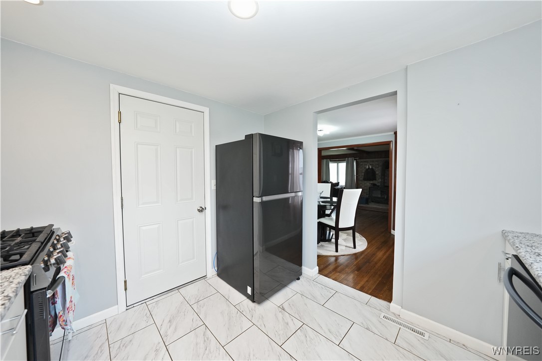 4292 Clark Street, Hamburg, New York image 18