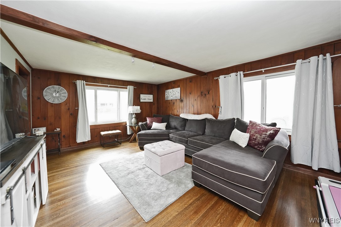 4292 Clark Street, Hamburg, New York image 9