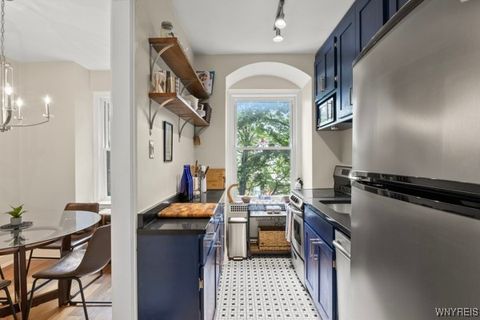 Tiny photo for 800 W Ferry Street #3BB, Buffalo, NY 14222 (MLS # B1646323)