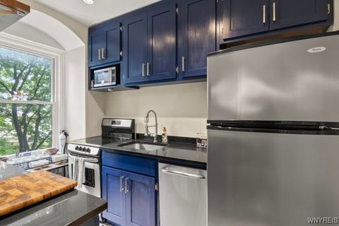 Tiny photo for 800 W Ferry Street #3BB, Buffalo, NY 14222 (MLS # B1646323)