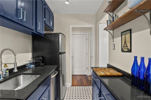 Tiny photo for 800 W Ferry Street #3BB, Buffalo, NY 14222 (MLS # B1646323)